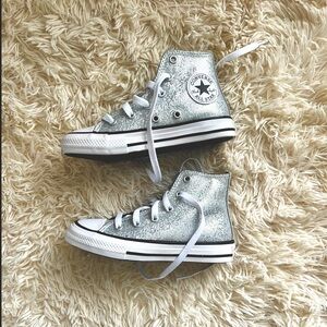 Kids Converse Hightops - NIB